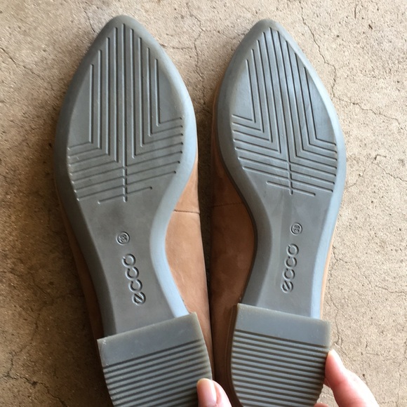Ecco Caramel Suede Flats - Picture 3 of 6
